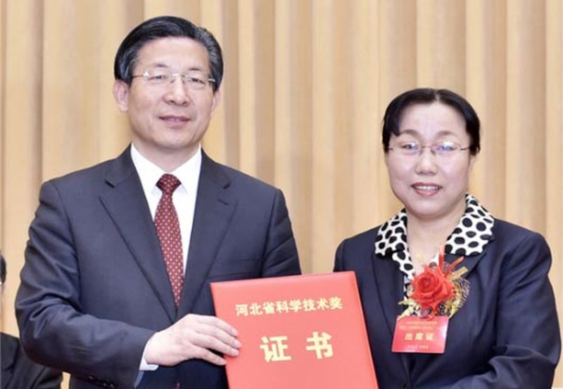 �ӱ�ʡ��ѧ������������ף��ȫ���Ƽ��������ա����